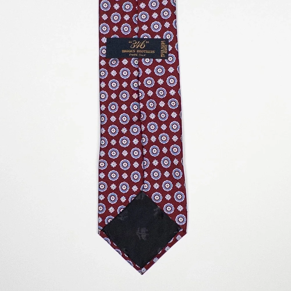 Brooks Brothers 346 Necktie Floral Medallion‎ Burgundy Silk Tie